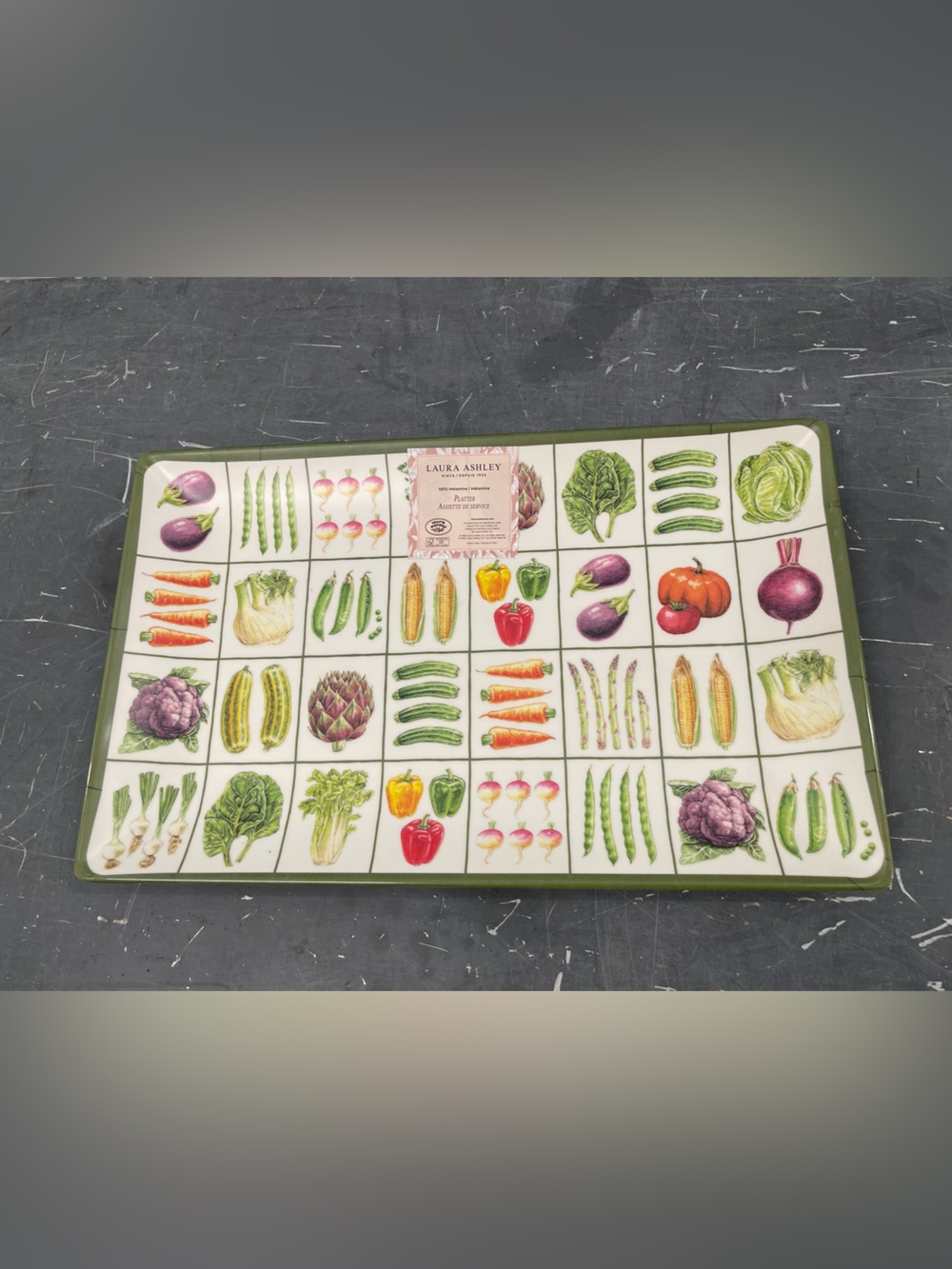 Laura Ashley Home oversize melamine serving platter - vegetables design - NEW - Picture 2 of 5